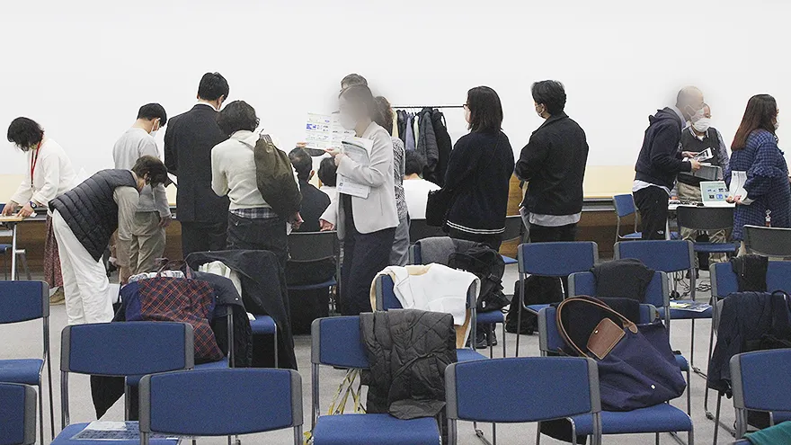 意思伝達装置ハンズオン講習の風景